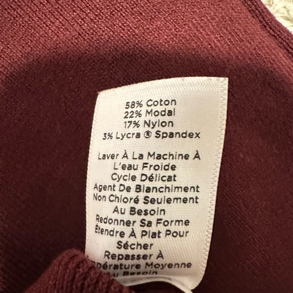 Talbots Petites Burgundy Sleeveless Turtleneck Knit Top - Picture 2 of 10